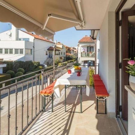פורץ Alex Deluxe Apartments On Beach מראה חיצוני תמונה