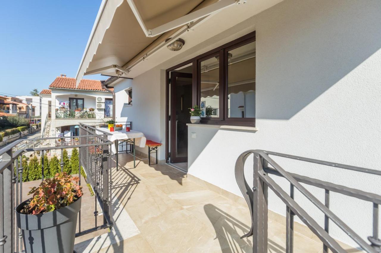 פורץ Alex Deluxe Apartments On Beach מראה חיצוני תמונה